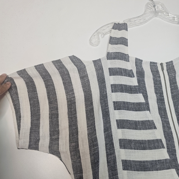 Soft Surroundings Women's Sunset Striped Cold Shoulder Linen Tunic sz Small - Picture 3 of 14